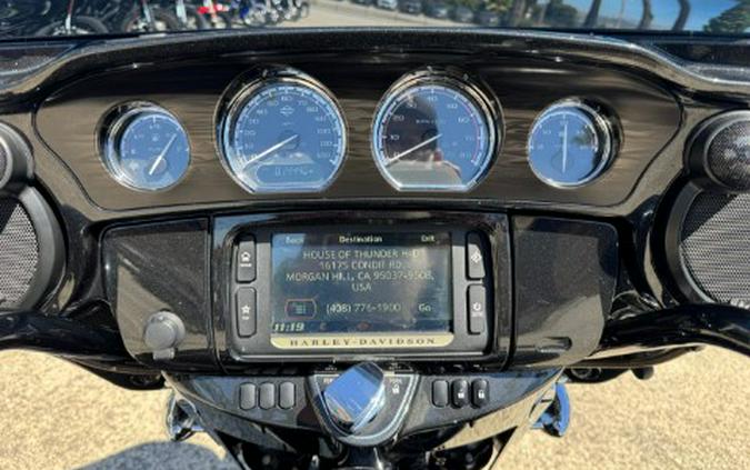 2017 Harley-Davidson CVO™ Street Glide®