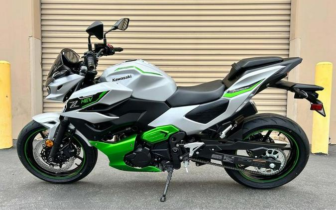 2024 Kawasaki Z7 Hybrid ABS