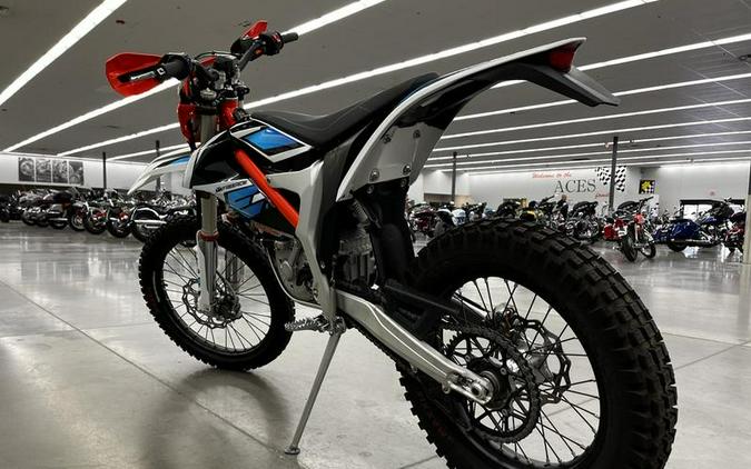 2023 KTM Freeride E-XC