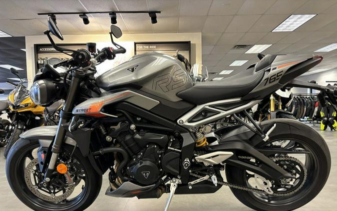 2025 Triumph Street Triple 765 RS Silver Ice