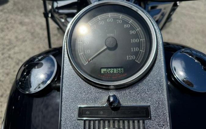 2005 Harley-Davidson FLHRCI Road King® Classic