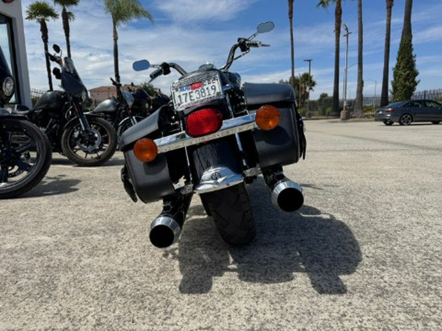 2005 Harley-Davidson FLHRCI Road King® Classic