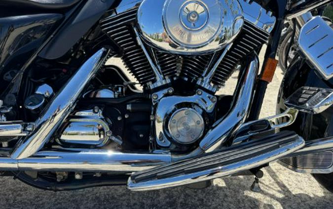 2005 Harley-Davidson FLHRCI Road King® Classic