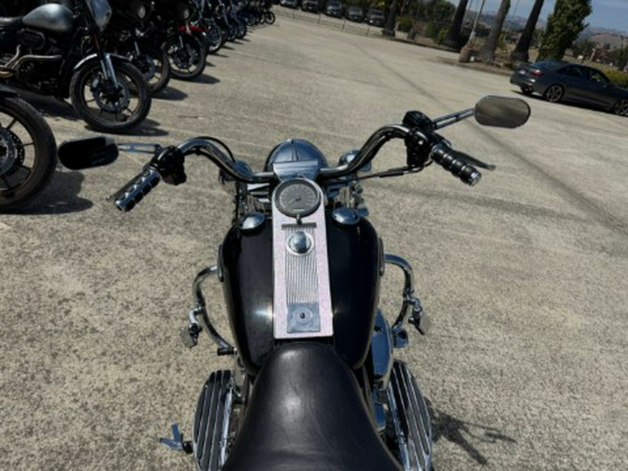 2005 Harley-Davidson FLHRCI Road King® Classic