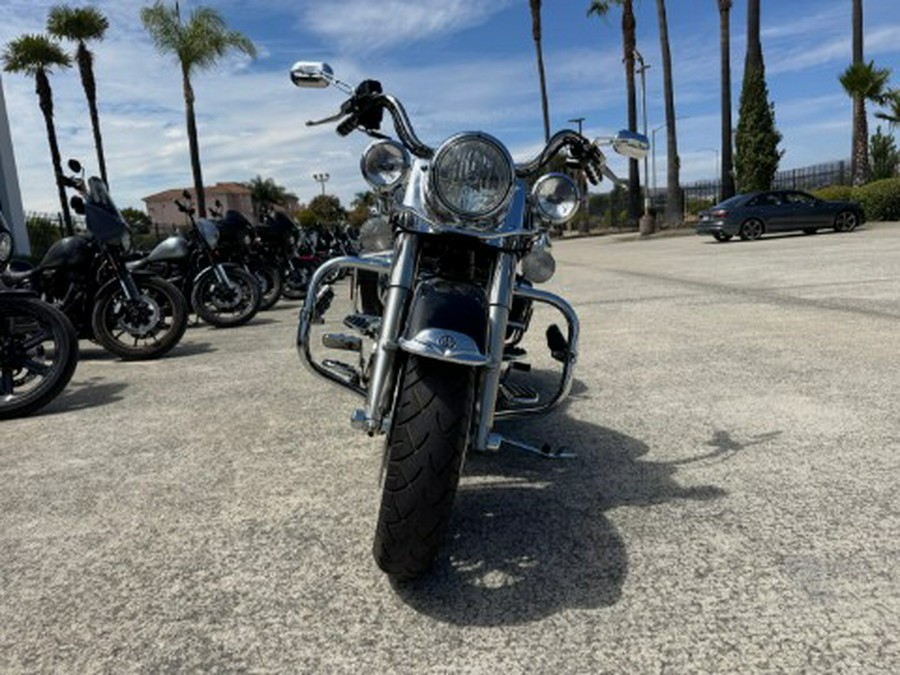 2005 Harley-Davidson FLHRCI Road King® Classic