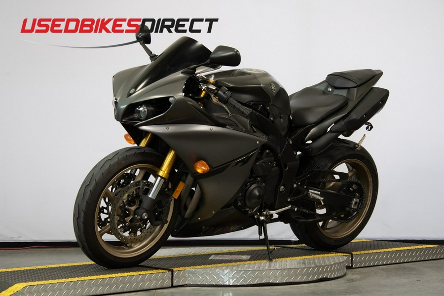 2014 Yamaha YZF R1 - $9,999.00