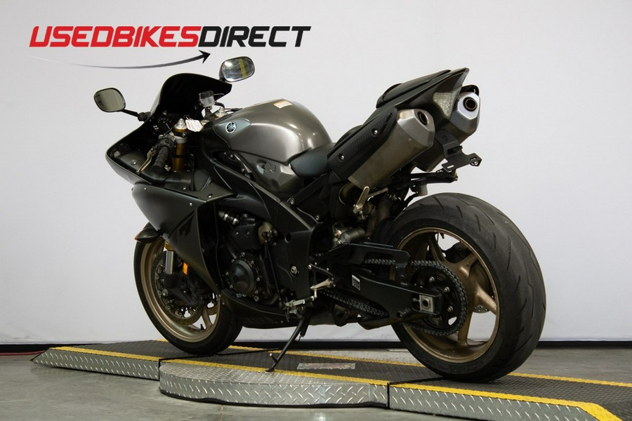 2014 Yamaha YZF R1 - $8,999.00