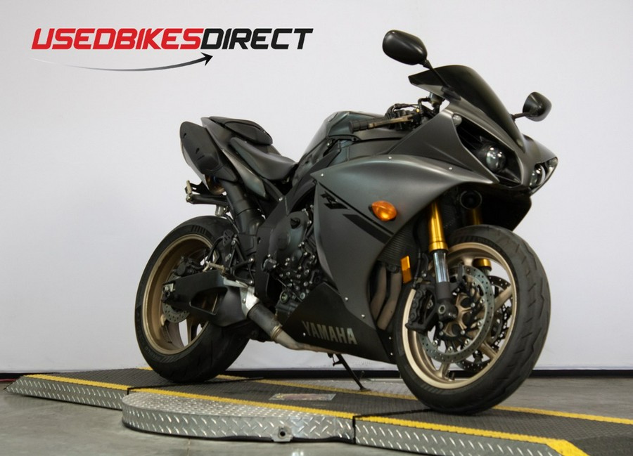 2014 Yamaha YZF R1 - $9,999.00