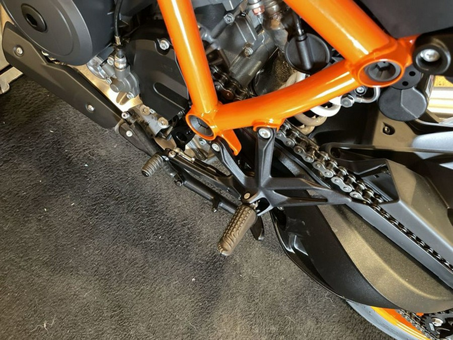 2023 KTM Super Duke 1290 R EVO