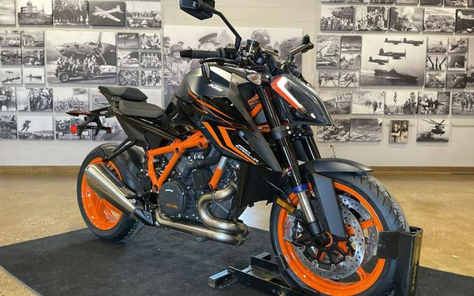 2023 KTM Super Duke 1290 R EVO