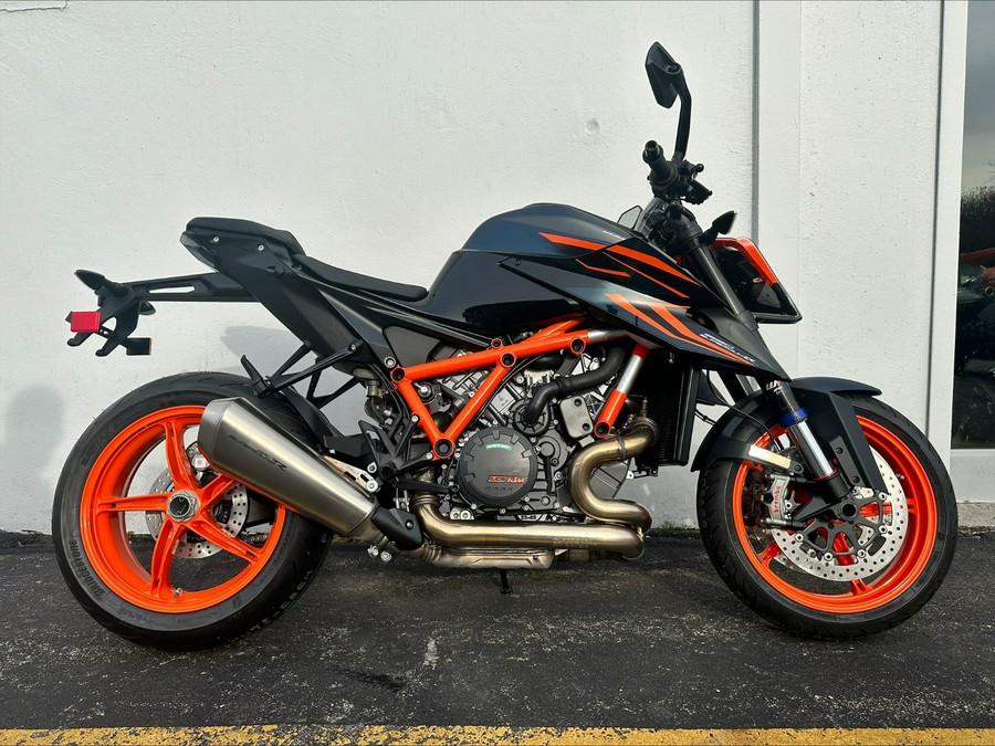 2023 KTM 1290 SUPER DUKE R EVO