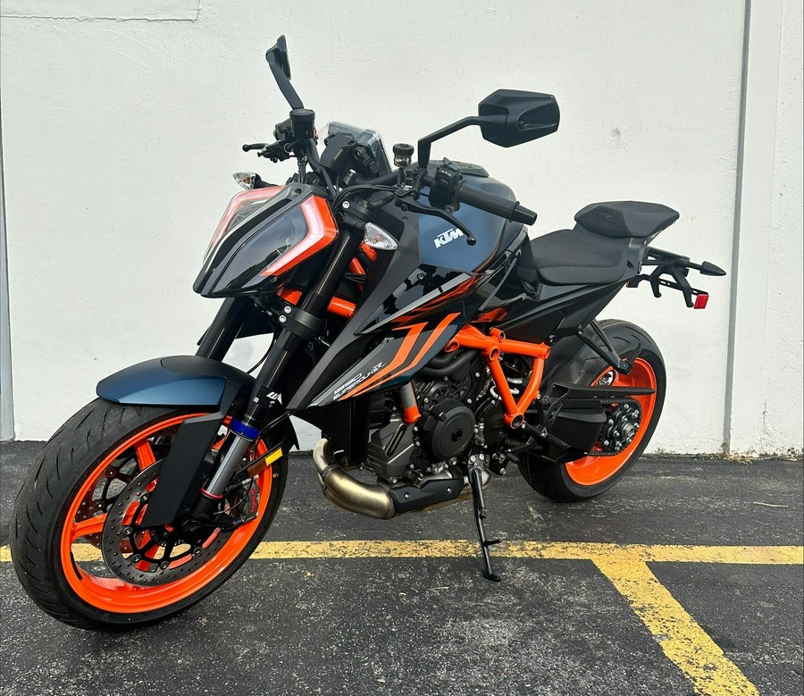 2023 KTM 1290 SUPER DUKE R EVO