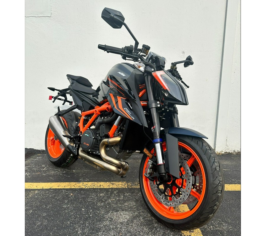 2023 KTM 1290 SUPER DUKE R EVO