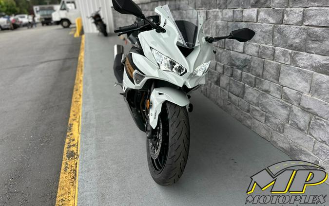 2026 Kawasaki Ninja® ZX™-4RR ABS