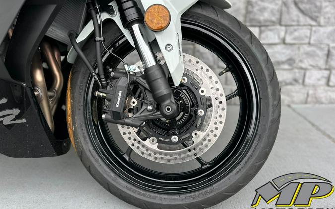 2026 Kawasaki Ninja® ZX™-4RR ABS