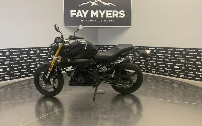 2023 BMW G 310 R - 15695U