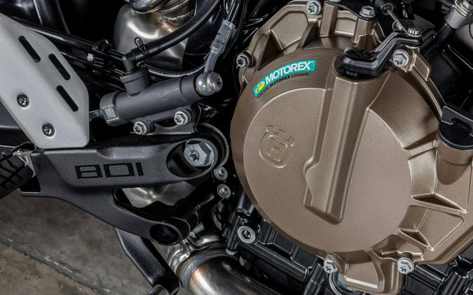 2027 Husqvarna SVARTPILEN 801 - VM785054