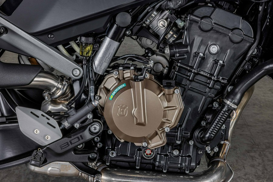 2027 Husqvarna SVARTPILEN 801 - VM785054