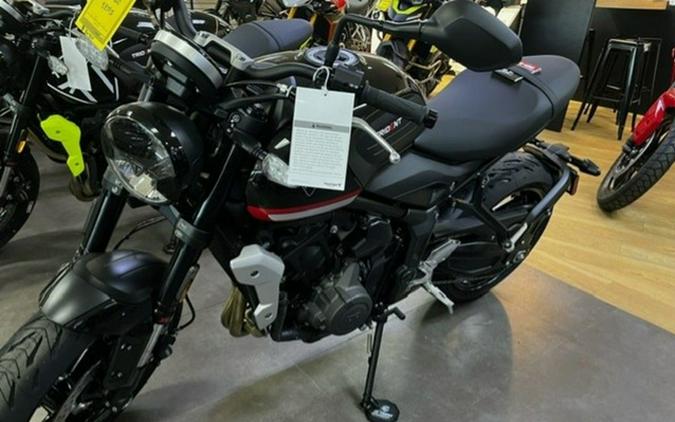 2024 Triumph Trident 660 Sapphire Black