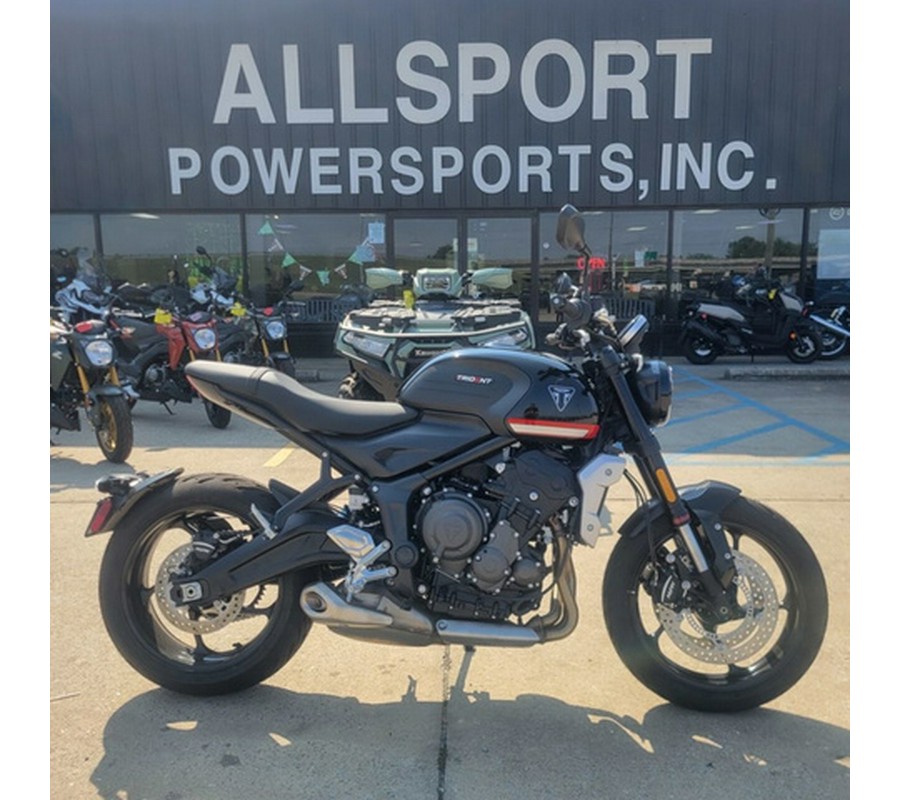 2024 Triumph Trident 660 Sapphire Black