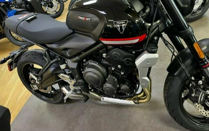 2024 Triumph Trident 660 Sapphire Black