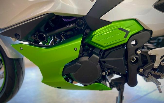 2024 Kawasaki Ninja® 7 Hybrid ABS