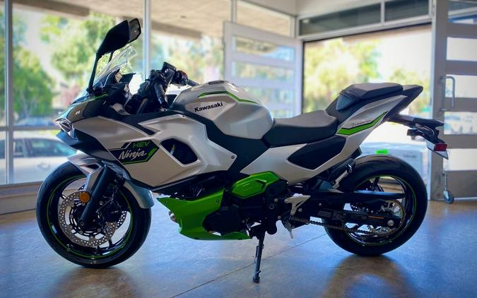 2024 Kawasaki Ninja® 7 Hybrid ABS