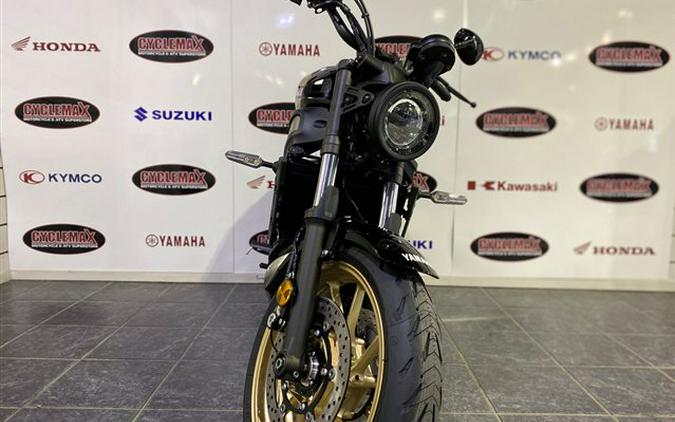 2024 Yamaha XSR700