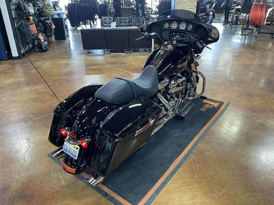 2023 Harley-Davidson FLHX - Street Glide