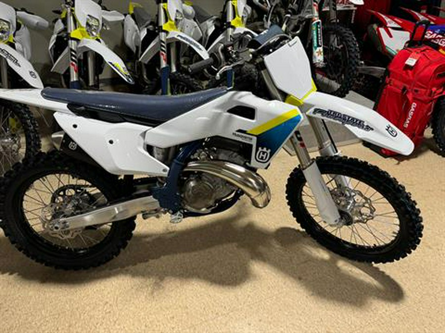 2025 Husqvarna TC 300