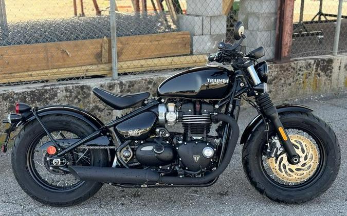 2019 Triumph Bonneville Bobber Black Jet Black