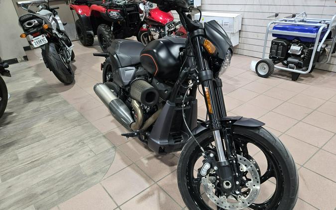 2019 HARLEY SOFTAIL FXDR 114