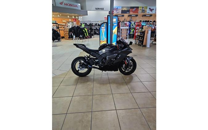 2023 Kawasaki Ninja® ZX™-10R KRT Edition