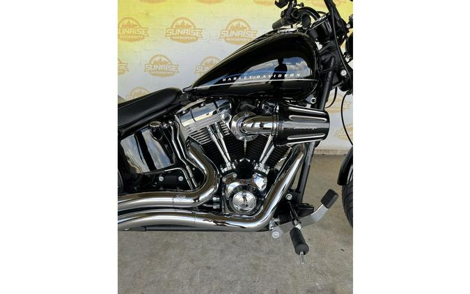 2013 Harley-Davidson® FXS Blackline®