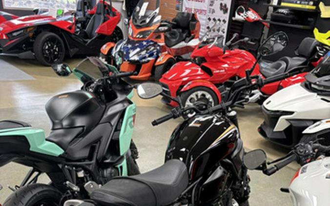 2025 Yamaha XSR 700