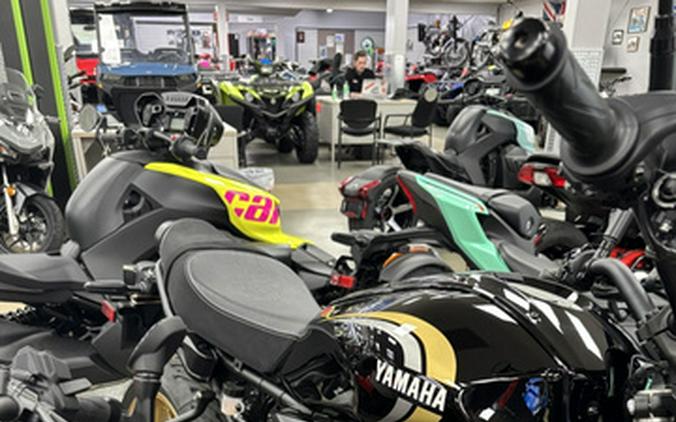 2025 Yamaha XSR 700