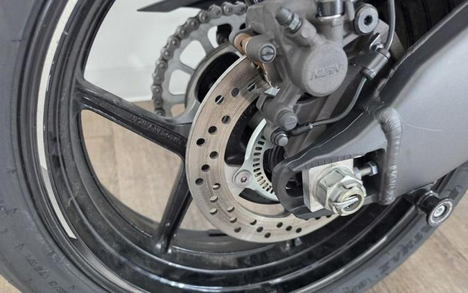 2024 Kawasaki Ninja ZX-6R Metallic Flat Spark Black/Ebony