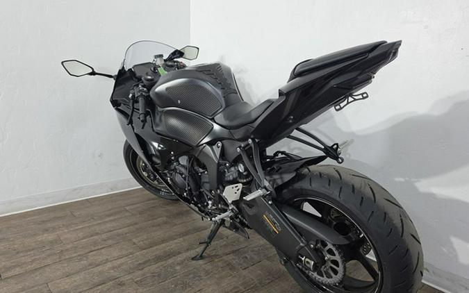 2024 Kawasaki Ninja ZX-6R Metallic Flat Spark Black/Ebony