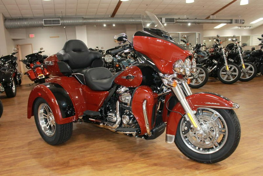 2024 Harley-Davidson® FLHTCUTG - Tri Glide® Ultra