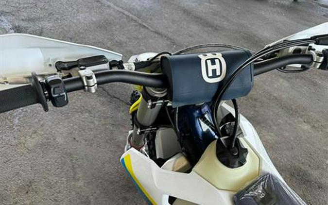 2025 Husqvarna TX 300