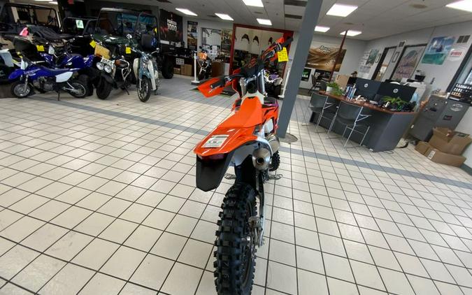 2024 KTM XC 150 W