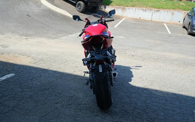 2025 Honda CBR650R E-Clutch