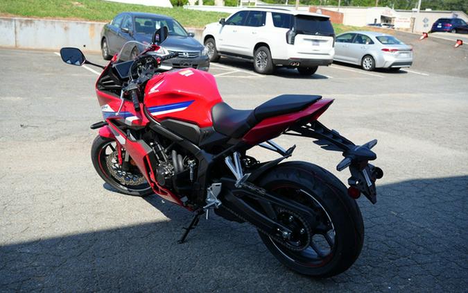 2025 Honda CBR650R E-Clutch