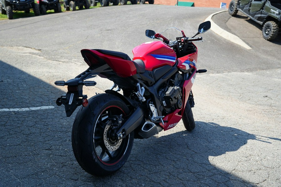 2025 Honda CBR650R E-Clutch