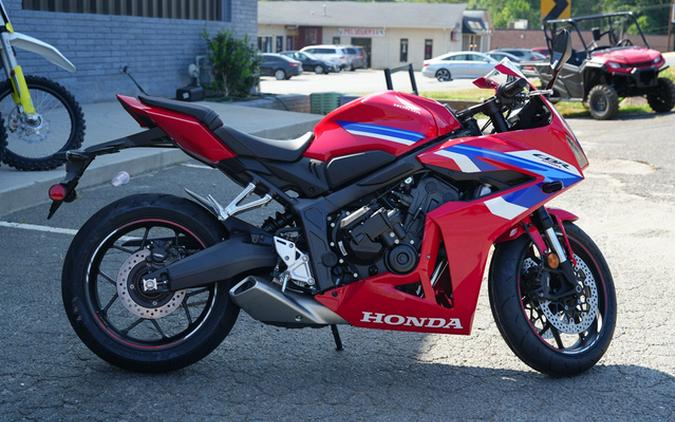 2025 Honda CBR650R E-Clutch