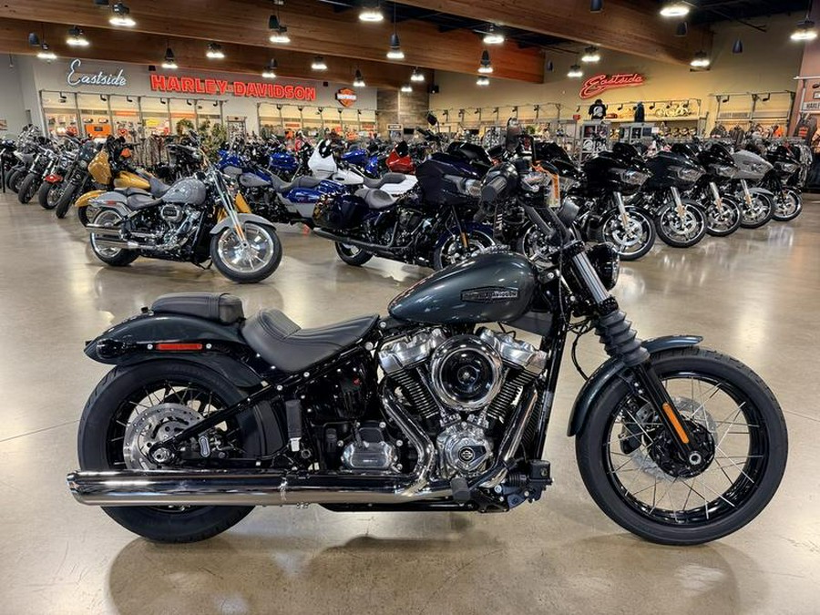 2025 Harley-Davidson® FXBB - Street Bob®