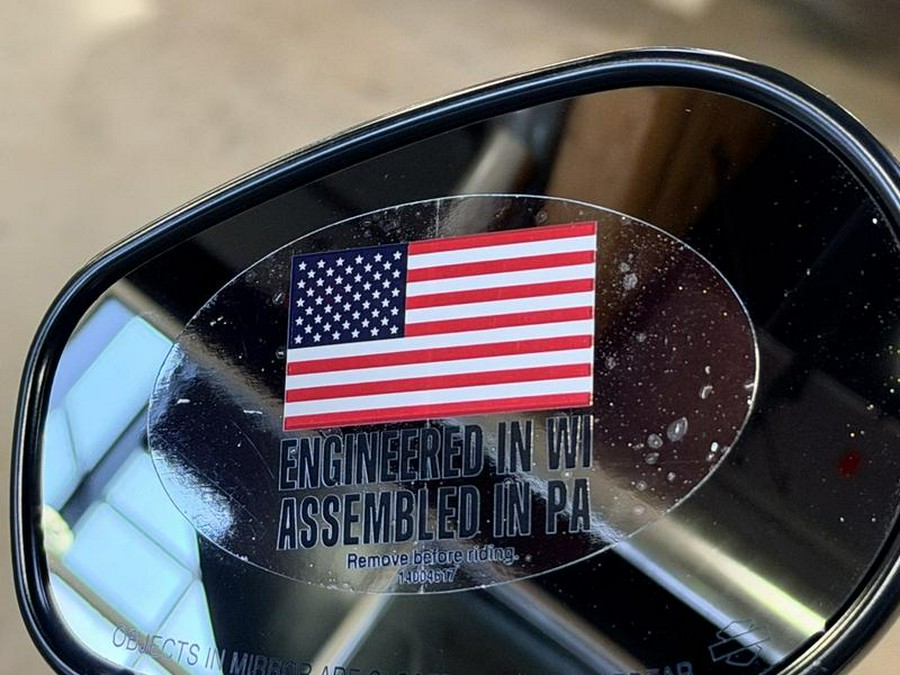 2025 Harley-Davidson® FXBB - Street Bob®