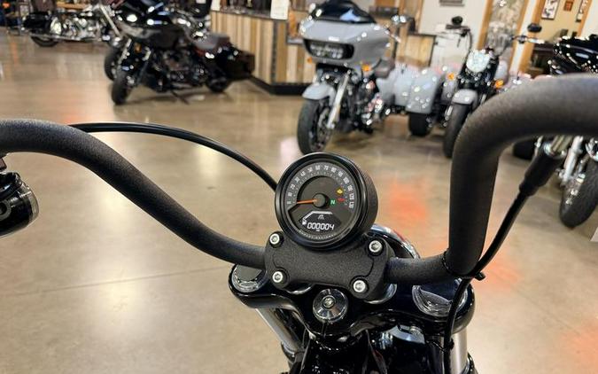 2025 Harley-Davidson® FXBB - Street Bob®