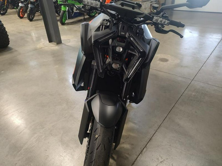 2024 KTM 1390 Super Duke R EVO