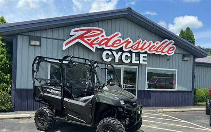 2025 Honda Pioneer 700-4 Deluxe